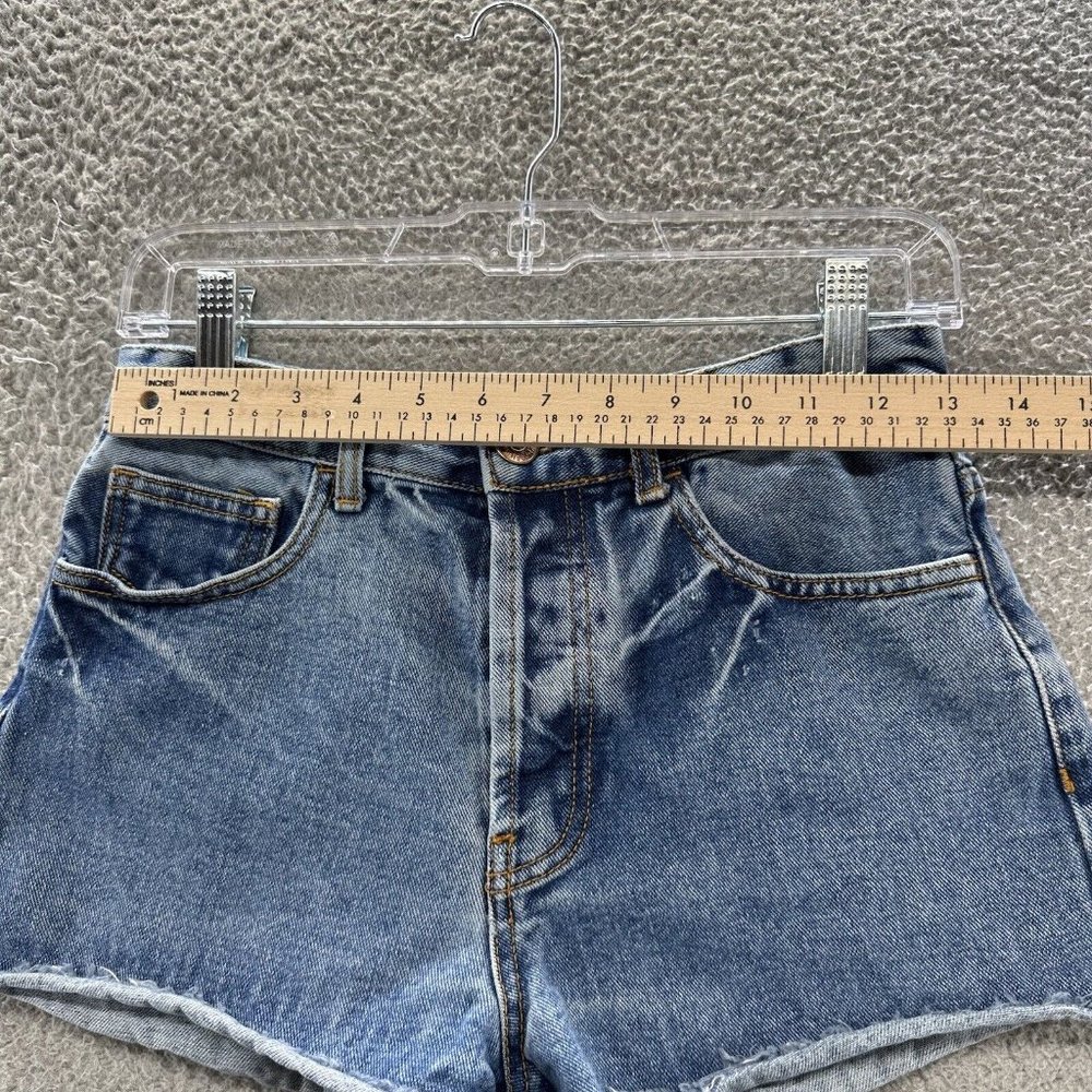 Forever 21 Shorts Women's 26 Blue Denim Cut Off Shorts Size 26 - Picture 6 of 12